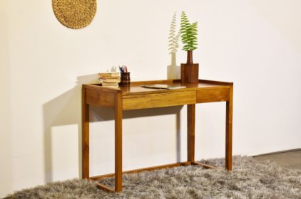 writing table