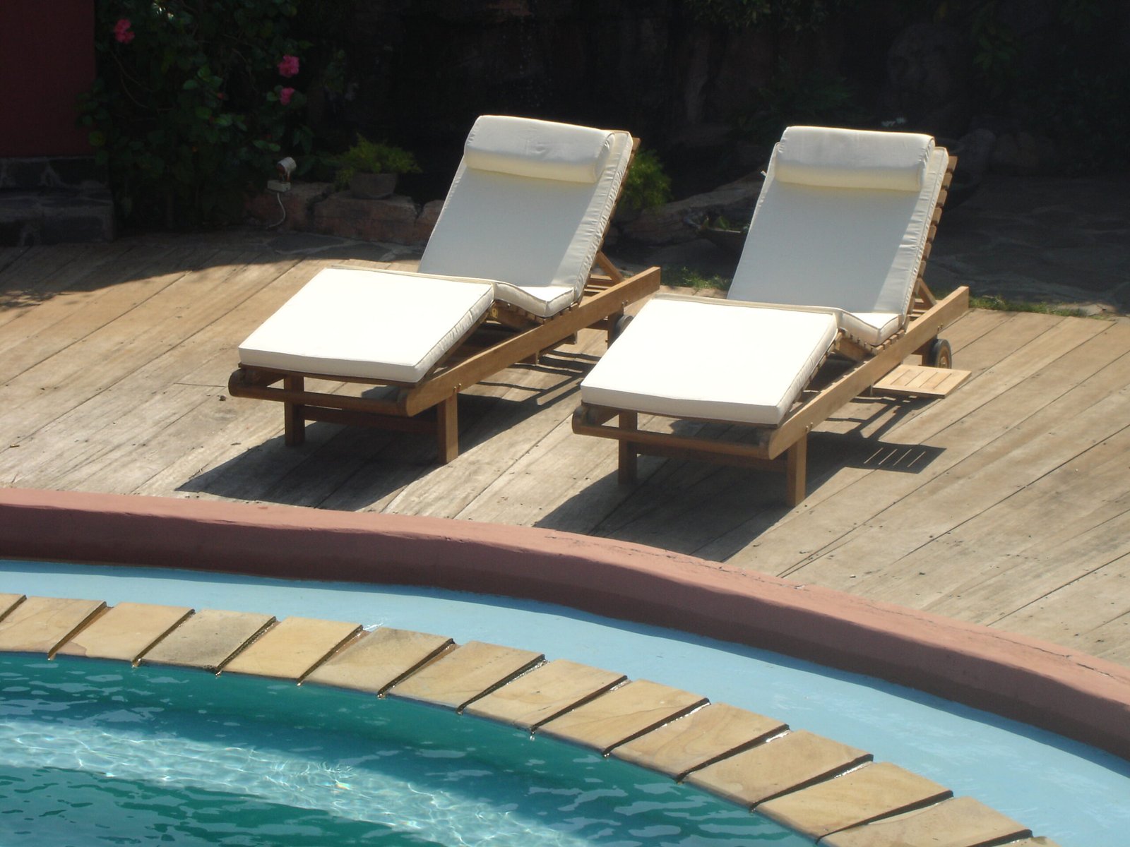 Teak Sun Lounger - Image 7